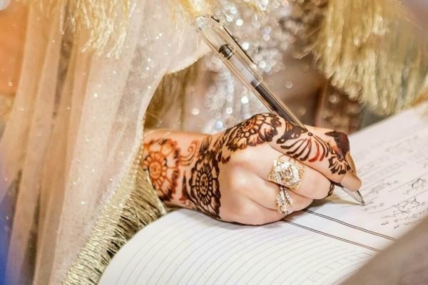 अमरोहा: एक दुल्हन को लेने पहुंचे दो दुल्हें , पुलिस की मौजूदगी में हुआ निकाह
