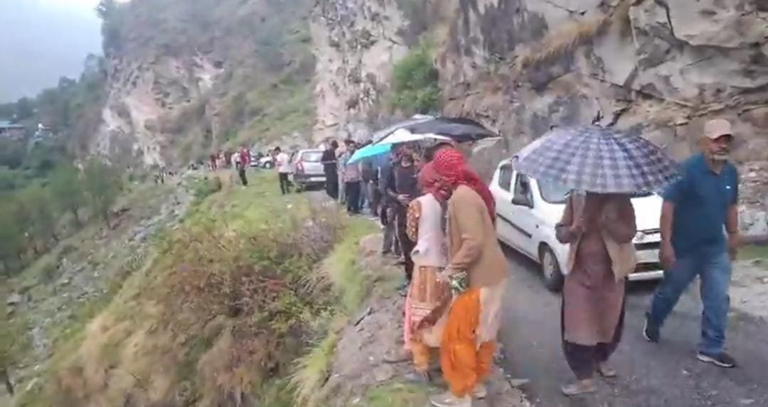 Shimla में 6 लोगों की मौत लाइव वीडियो हो रहा है वायरल