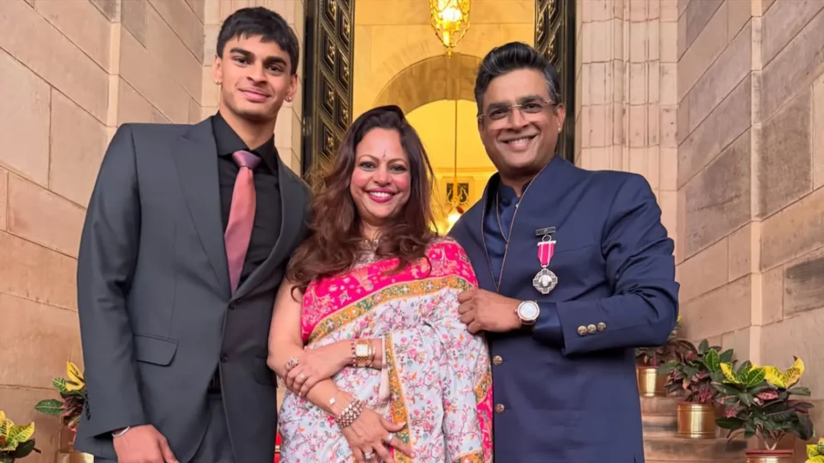 पद्मश्री पुरस्कार लेने R Madhavan जिस घड़ी को पहनकर पहुंचे थे उसकी कीमत 40 लाख रुपये , जाने क्यों है चर्चे में