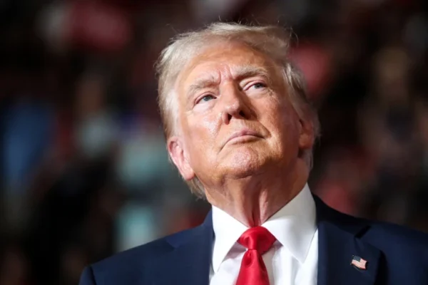 20% टैरिफ प्लान से Donald trump ने क्यों लिया यू-टर्न , जाने इसकी वजह