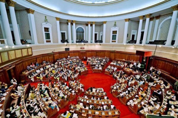 West Bengal Legislative Assembly : बंगाल में चुने गए नए विधायकों को दिया जाएगा ‘विधान का पाठ’, आज से शुरू होगा दो दिनों का विशेष सत्र