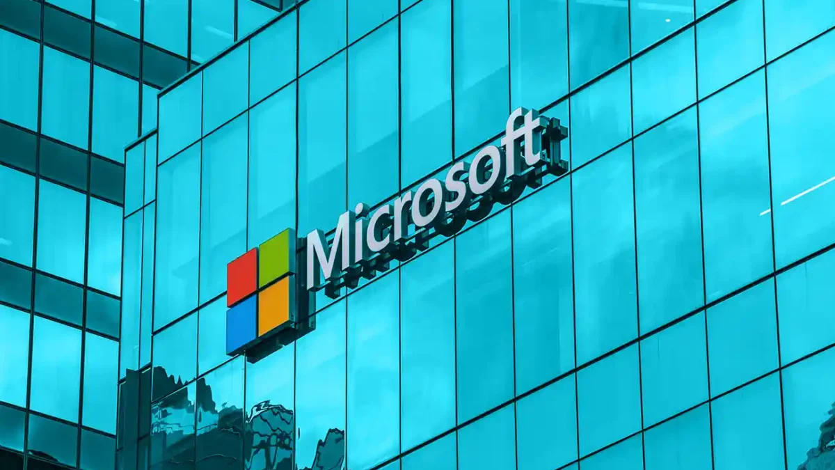Microsoft में अगर आप काम करते है तो खबर आपके लिए है